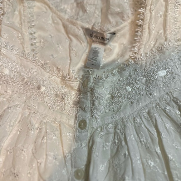 Delicates Ivory Lace Buttoned Chemise - Picture 10 of 13